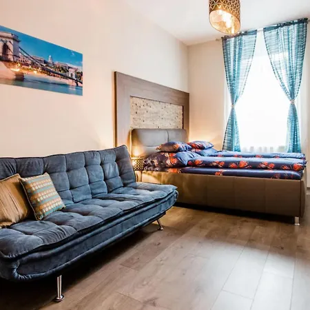 Free Parking And A Well Designed Cozy Flat Daire Budapeşte